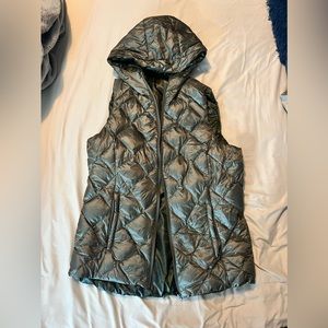 Reversible Army Green Puffer Vest